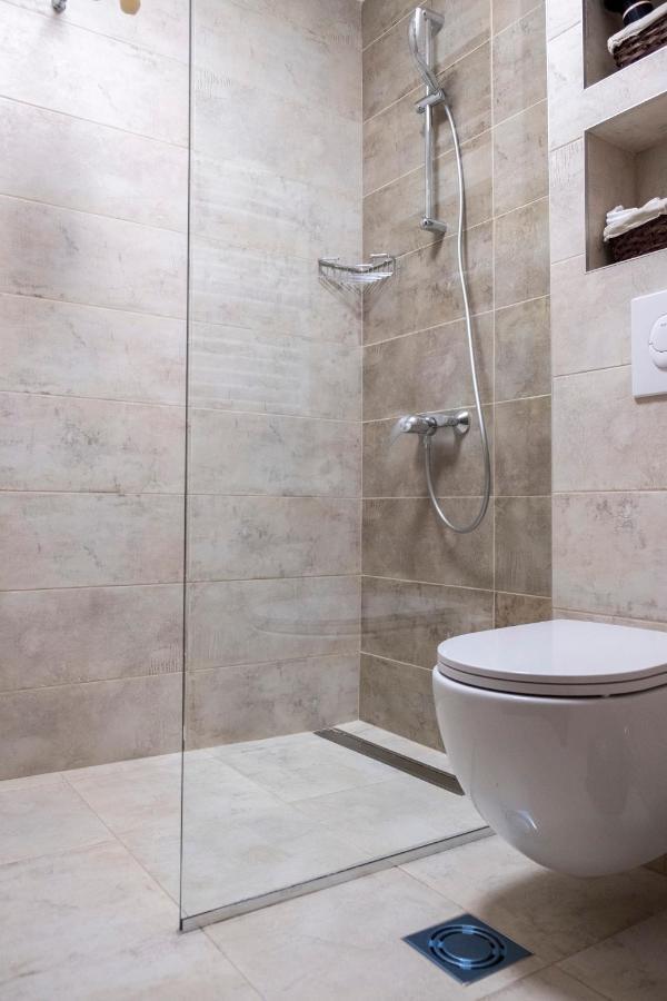 Borovnica Sweet Apartments 자블야크 외부 사진