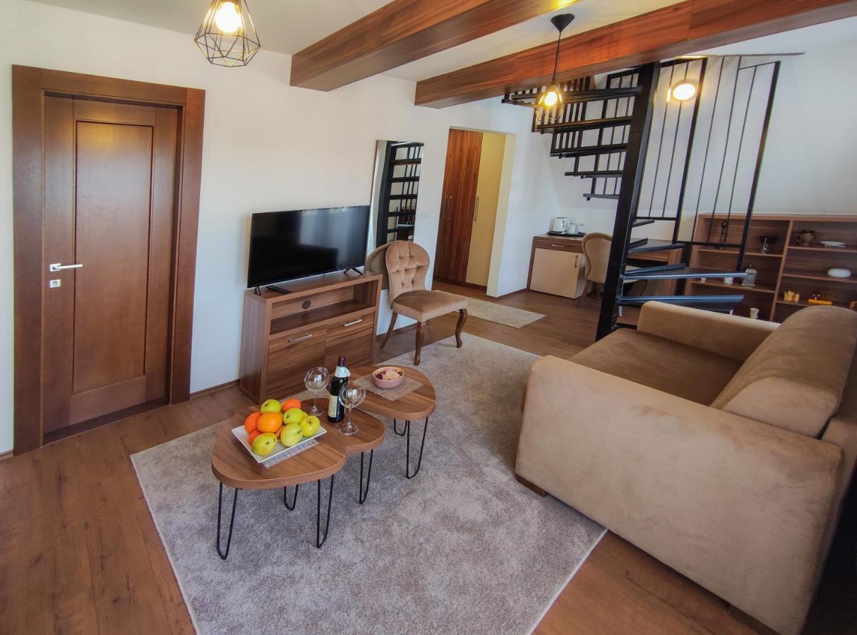 Borovnica Sweet Apartments 자블야크 외부 사진