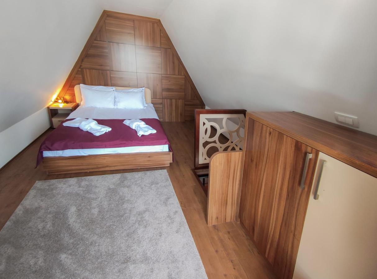 Borovnica Sweet Apartments 자블야크 외부 사진